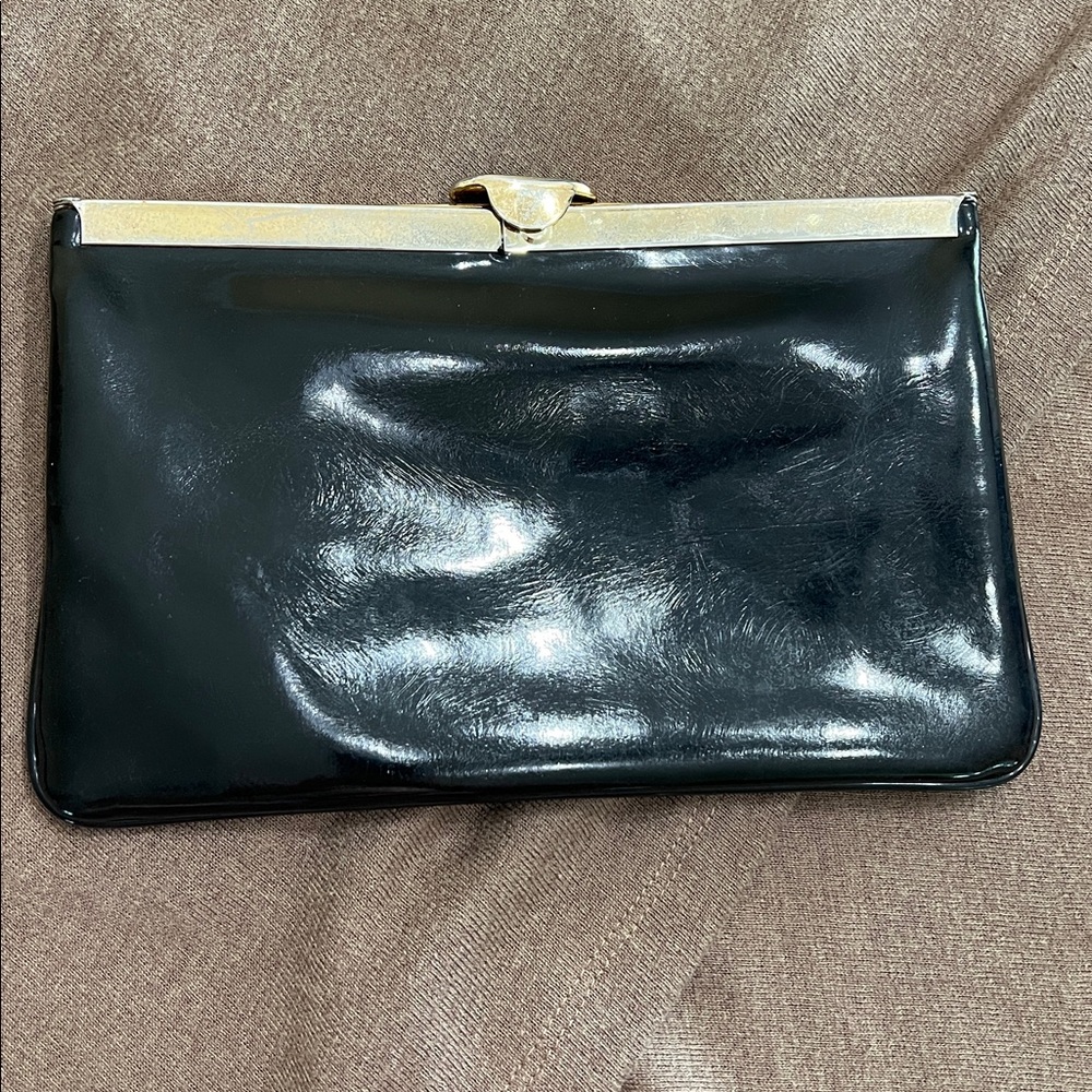 Rare Vintage Etra Black Patent Gold Tone Hardware handbag Clutch Purse